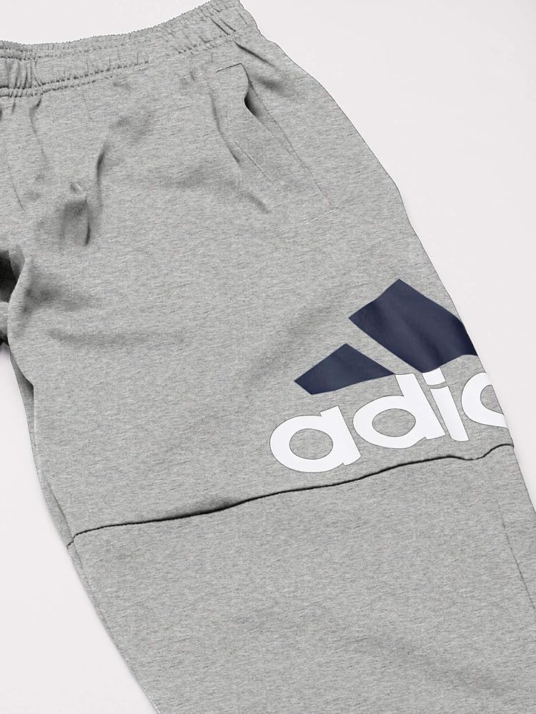 Pantalones deportivos ajustados con logotipo de rendimiento Essentials de adidas para hombre