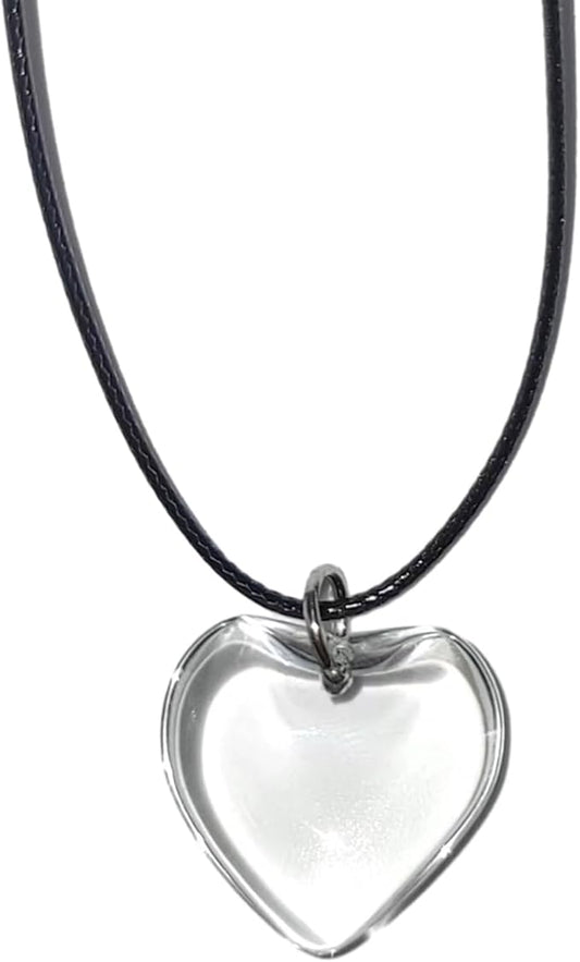 Collar de corazón, tendencia de moda